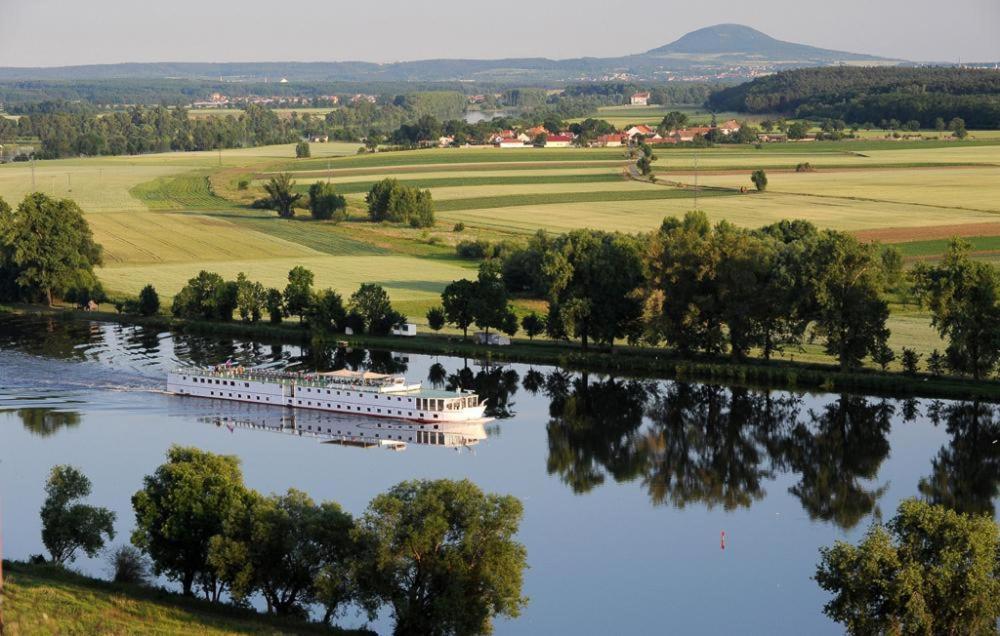 Florentina Boat Litoměřice Εξωτερικό φωτογραφία