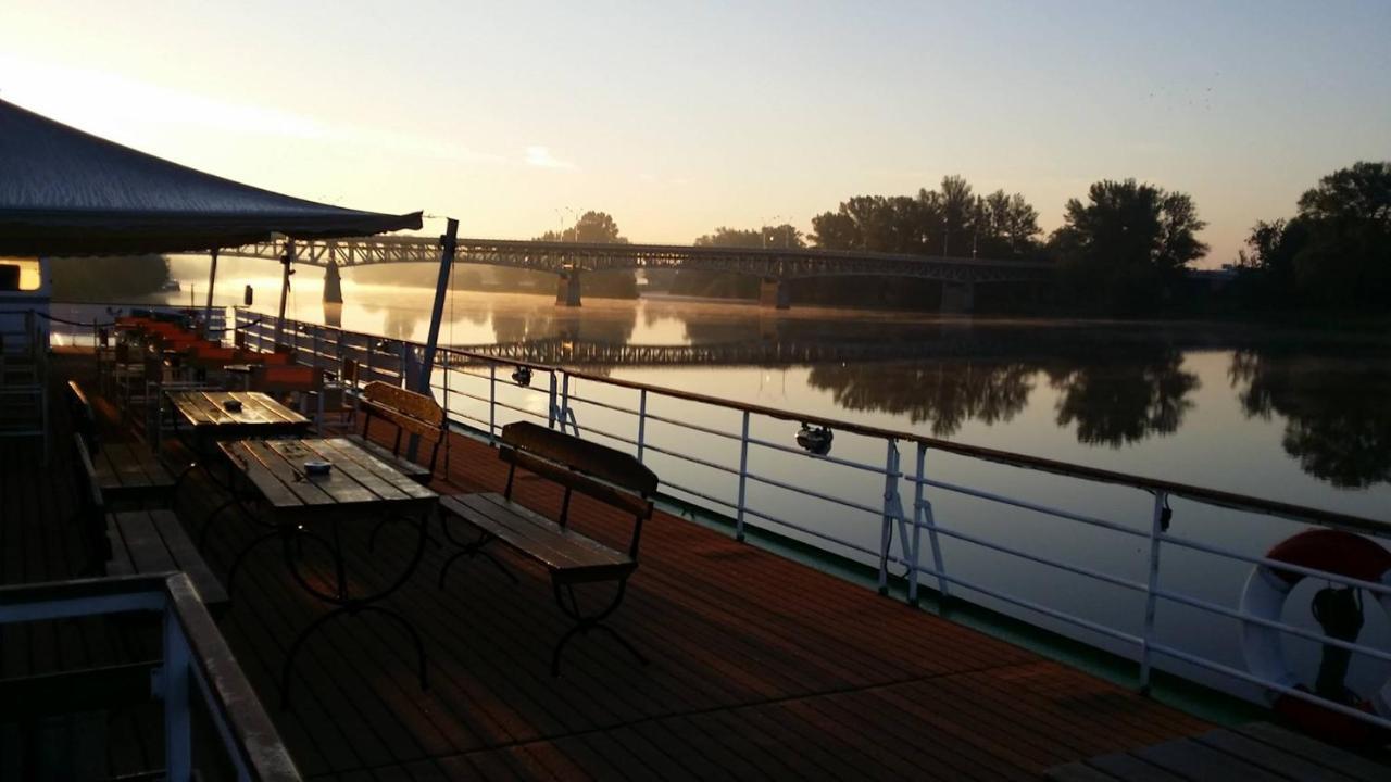 Florentina Boat Litoměřice Εξωτερικό φωτογραφία